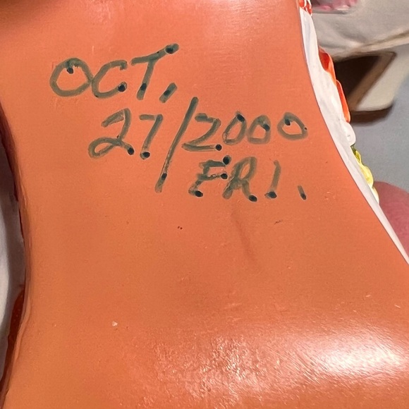 Miniature Collectable Porcelain Shoes Vintage Signed - Picture 12 of 14